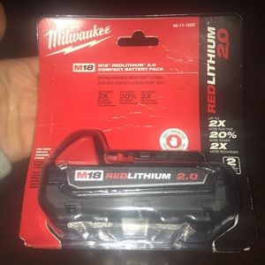M18 Redlithium 2.0 compact battery pack